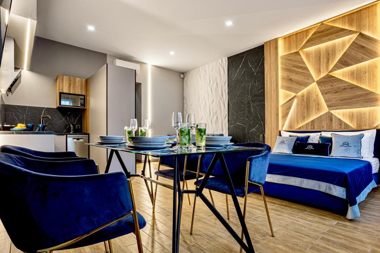 Central Family Boutique Apartments 2 Lvov Exteriér fotografie