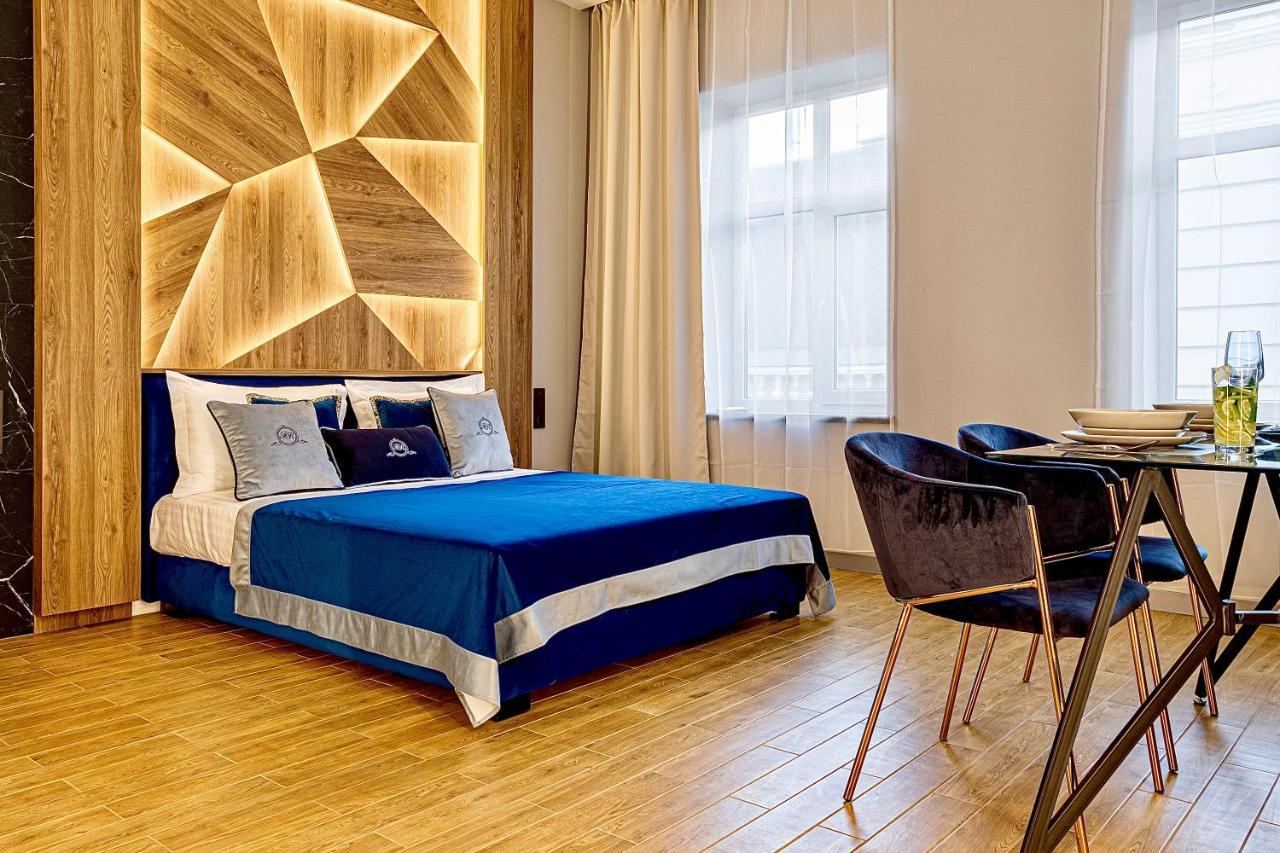 Central Family Boutique Apartments 2 Lvov Exteriér fotografie