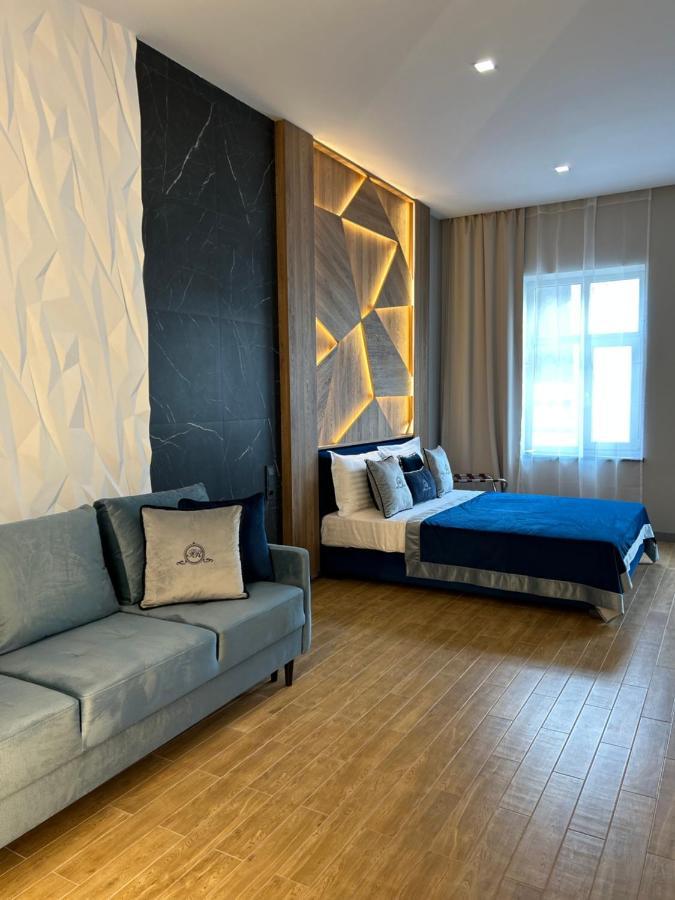 Central Family Boutique Apartments 2 Lvov Exteriér fotografie